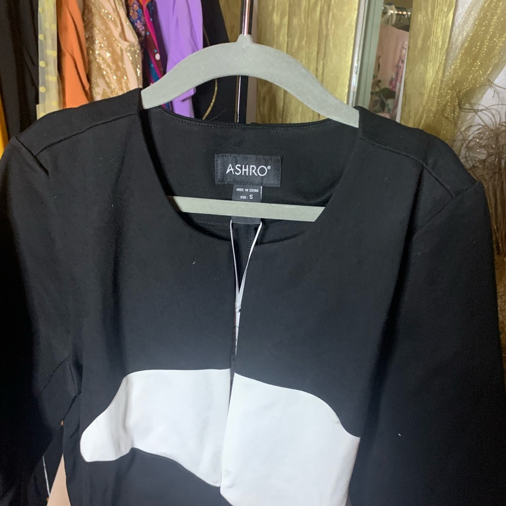 Jacket - Picture 2 of 4